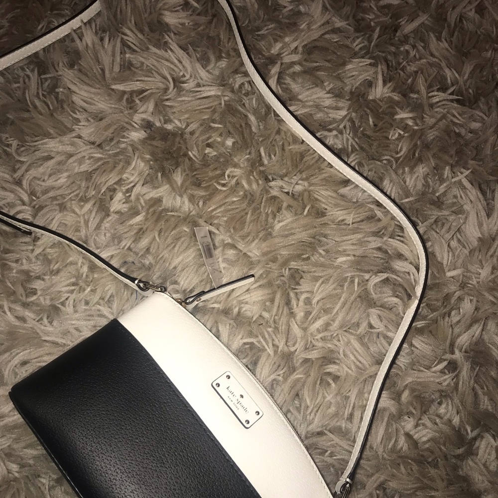 Kate spade cross body - Picture 8 of 8